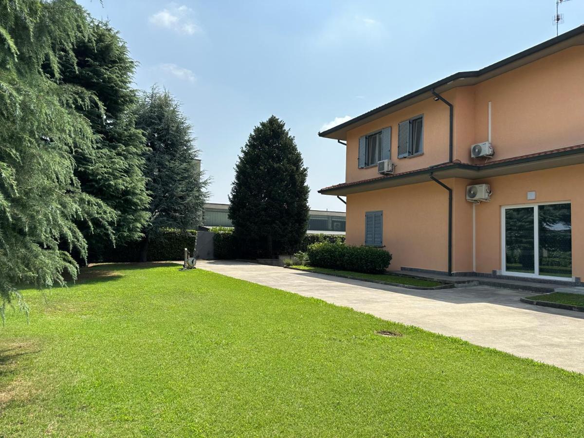 Villa 2 Cassano dʼAdda Εξωτερικό φωτογραφία