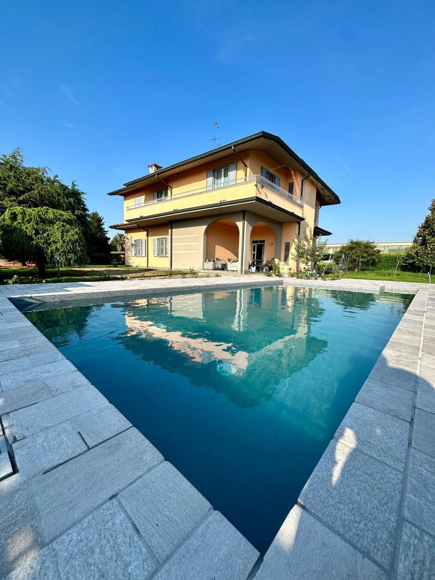 Villa 2 Cassano dʼAdda Εξωτερικό φωτογραφία