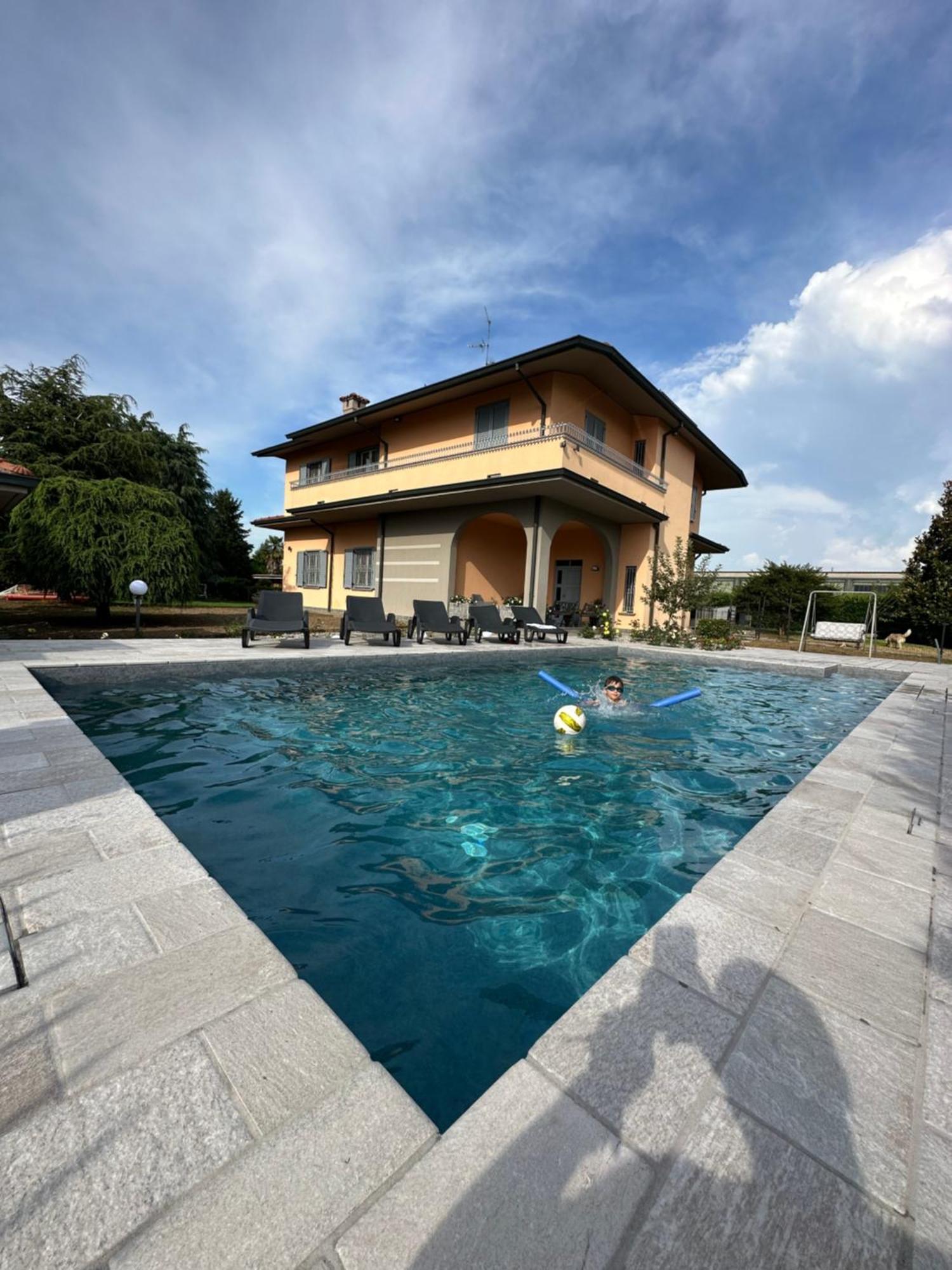 Villa 2 Cassano dʼAdda Εξωτερικό φωτογραφία